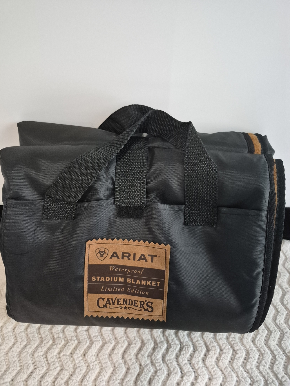 ​Ariat x Cavender's Limited Edition Waterproof Stadium Blanket Outdoor Travel